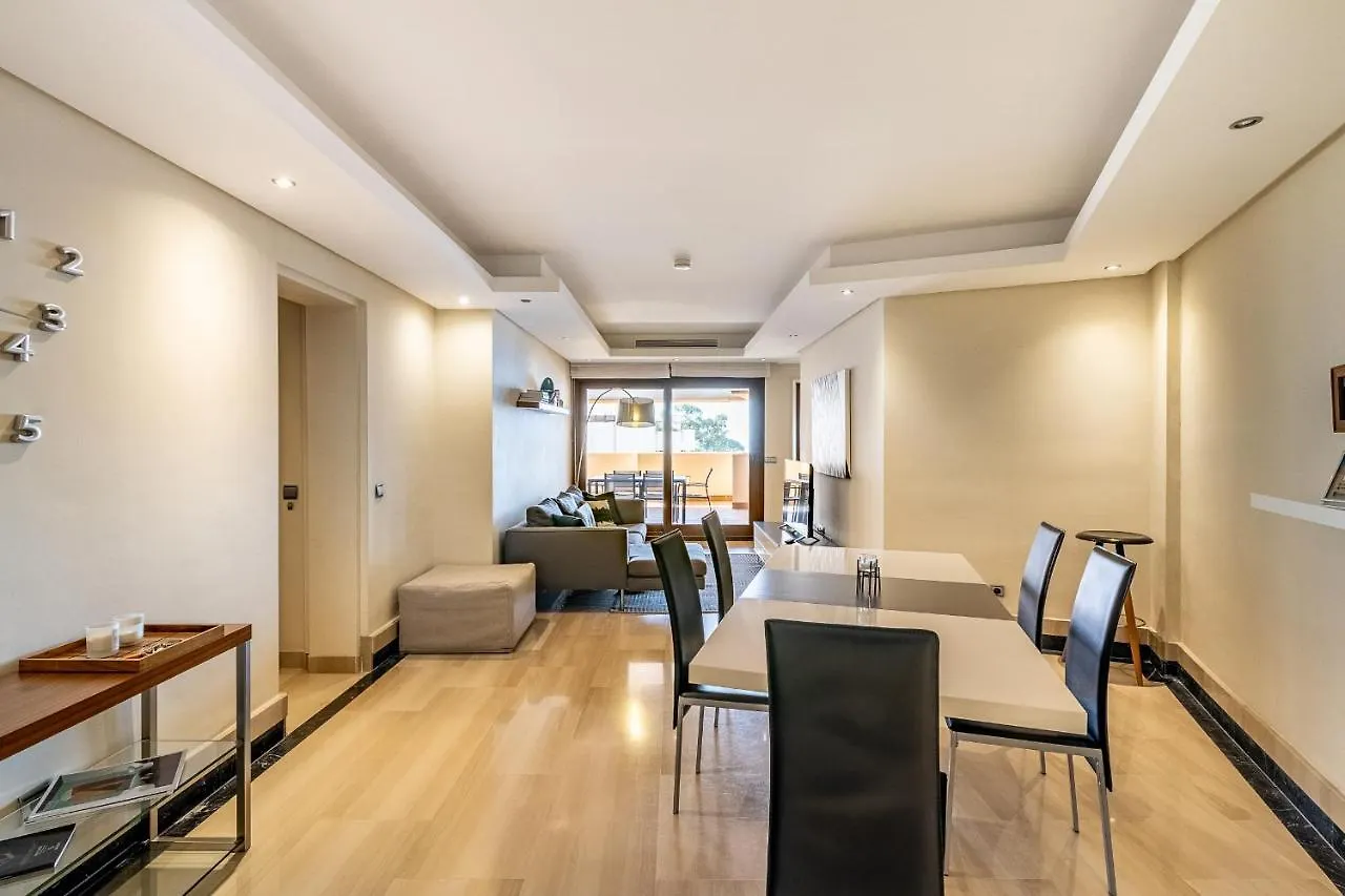Fantástico apartamento en primera línea de playa Estepona Espanha
